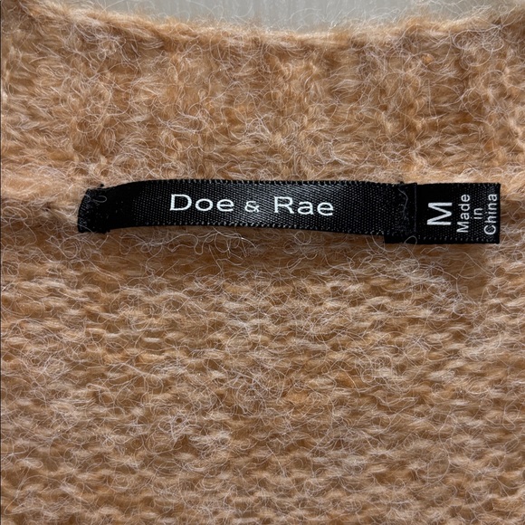 Doe & Rae Textured Tan/Pink Cardigan - Picture 2 of 5